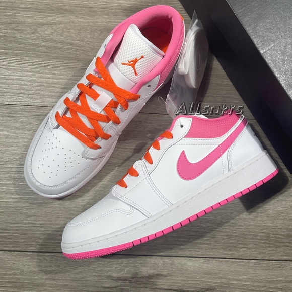Air Jordan 1 Low Pink Orange White GS - Picture 4 of 9